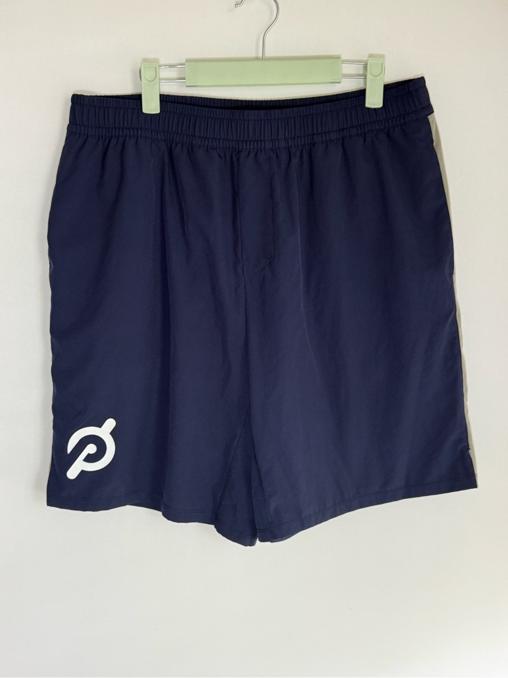 Peloton shorts • Men’s XL